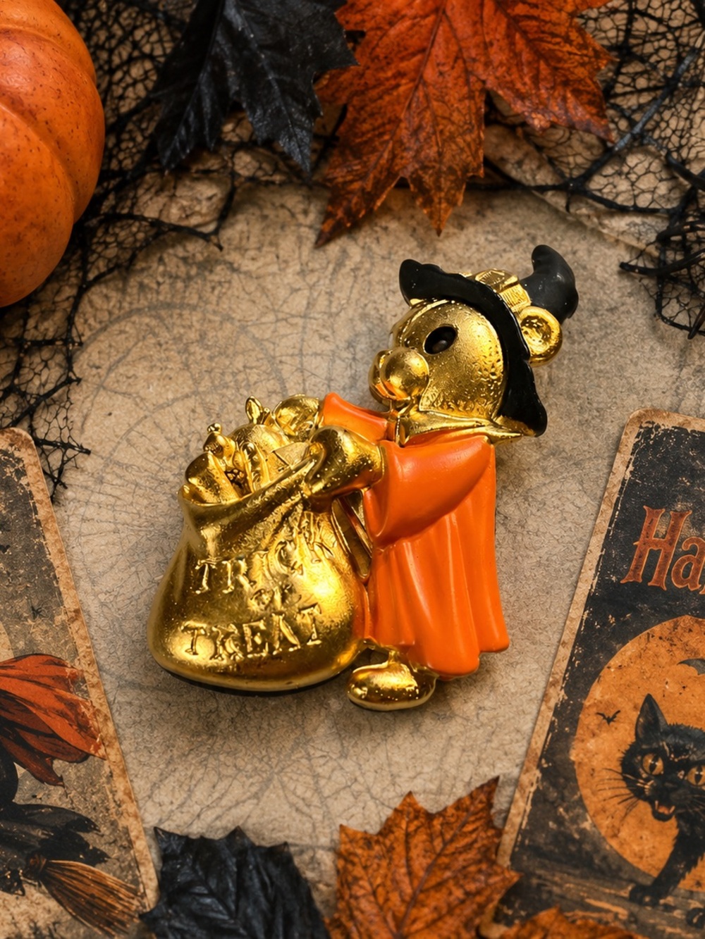 Vintage Danecraft Signed Halloween Witch Bear Enamel Brooch Satin Gold Tone 80s